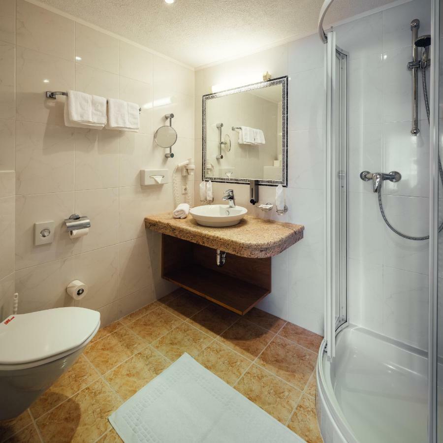 Hotel Garni Angela Ішгль Екстер'єр фото